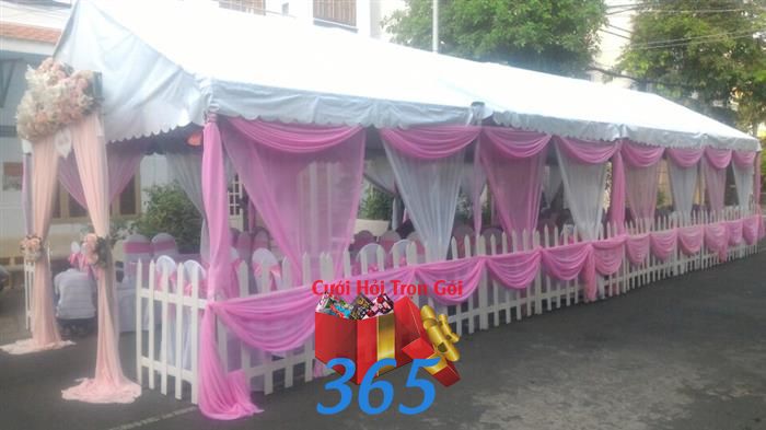 Rạp cưới voan hồng ngọt ngào ngày cưới : Mẫu cưới hỏi trọn gói 365 của công ty dịch vụ trang trí nhà tiệc cưới hỏi đẹp rẻ uy tín ở tại quận Tân Phú Sài Gòn TPHCM Gò Vấp