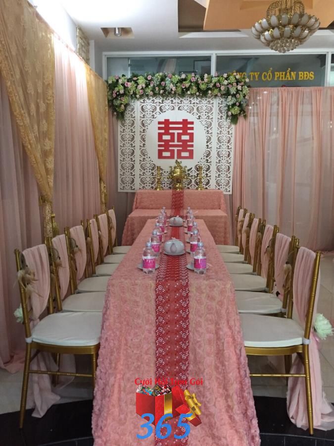 Trang trí nhà cưới trọn TTNCH167 : Mẫu cưới hỏi trọn gói 365 của công ty dịch vụ trang trí nhà tiệc cưới hỏi đẹp rẻ uy tín ở tại quận Tân Phú Sài Gòn TPHCM Gò Vấp
