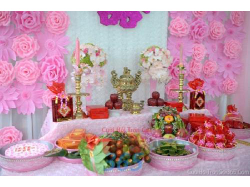 Mâm quả cưới hỏi trọn gói kết cườm màu hồng đẹp, dễ thương cho nghi lễ gia tiên ăn hỏi, đám MQ17 : Mẫu cưới hỏi trọn gói 365 của công ty dịch vụ trang trí nhà tiệc cưới hỏi đẹp rẻ uy tín ở tại quận Tân Phú Sài Gòn TPHCM Gò Vấp