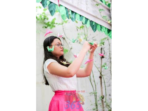 Phụ kiện hạt giấy trang trí đám cưới, không gian tiệc nhà hàng sang trọng ấn tượng PKC06 : Mẫu cưới hỏi trọn gói 365 của công ty dịch vụ trang trí nhà tiệc cưới hỏi đẹp rẻ uy tín ở tại quận Tân Phú Sài Gòn TPHCM Gò Vấp