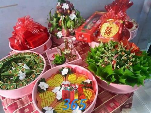 Mâm lễ vật ngày cưới trọn gói : Mẫu cưới hỏi trọn gói 365 của công ty dịch vụ trang trí nhà tiệc cưới hỏi đẹp rẻ uy tín ở tại quận Tân Phú Sài Gòn TPHCM Gò Vấp