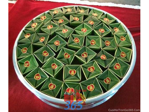 Mâm quả cưới hỏi bánh phu thê thơm ngon làm lễ vật đính hôn, đám  MQ36 : Mẫu cưới hỏi trọn gói 365 của công ty dịch vụ trang trí nhà tiệc cưới hỏi đẹp rẻ uy tín ở tại quận Tân Phú Sài Gòn TPHCM Gò Vấp